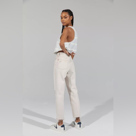 Urban Outfitters Distressed Beige BDG High-Waisted Slim Straight Jeans Size 26 - Picture 4 of 13